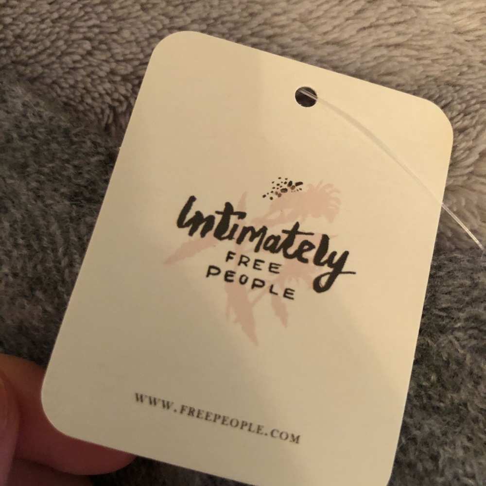 Free People Cashmere crop XS NWT - Picture 5 of 6